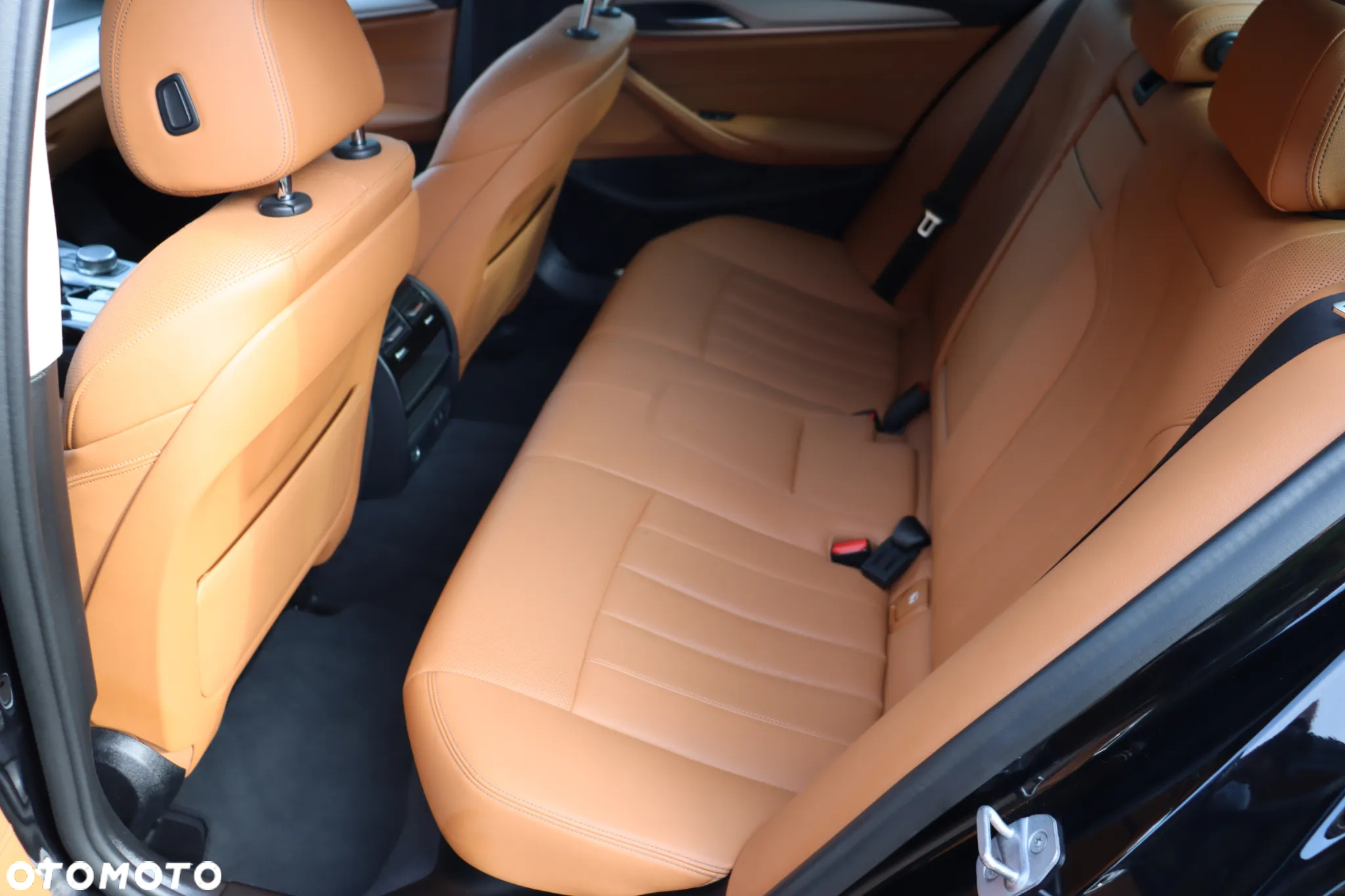 BMW Seria 5 518d Luxury Line sport - 14