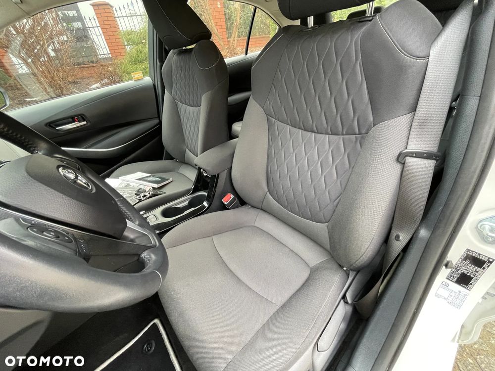 Toyota Corolla 1.8 Hybrid GPF Comfort - 12