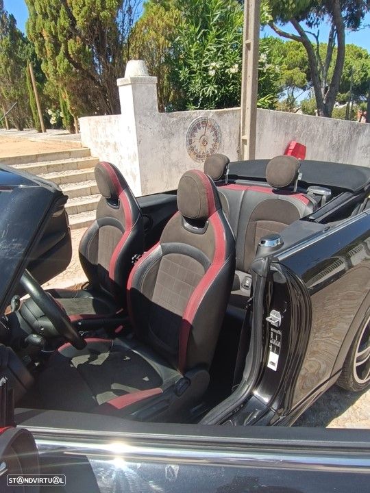 MINI Cabrio John Cooper Works - 9