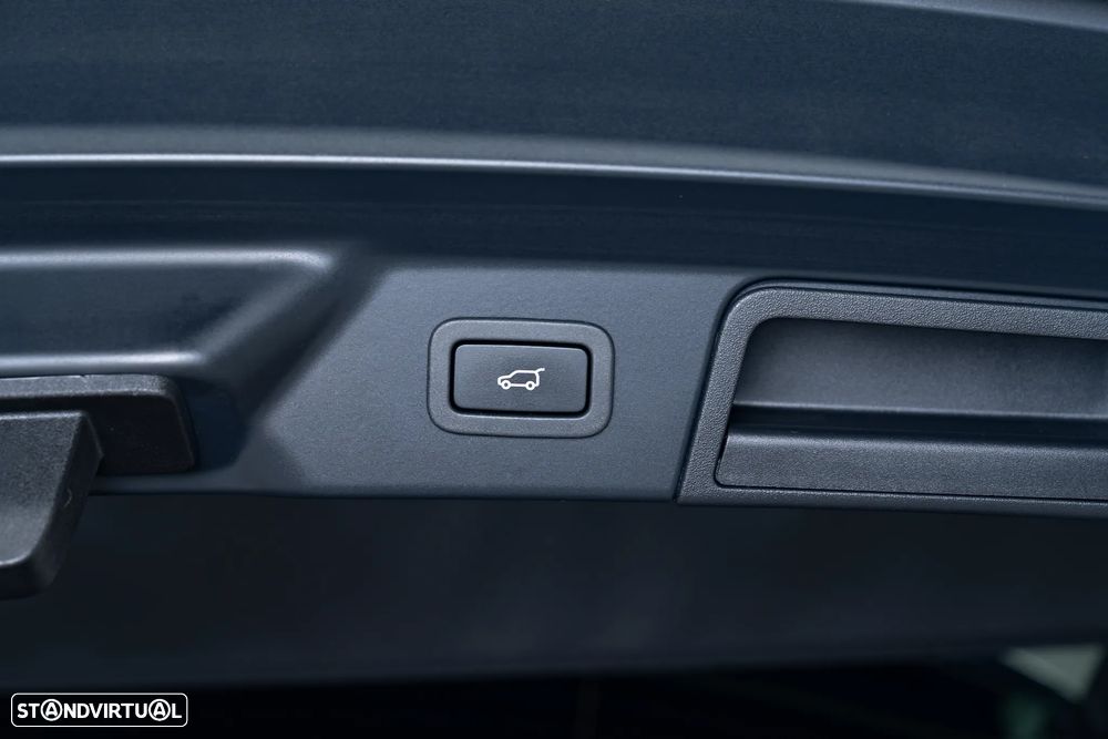 Land Rover Range Rover Velar P400e R-Dynamic S - 13