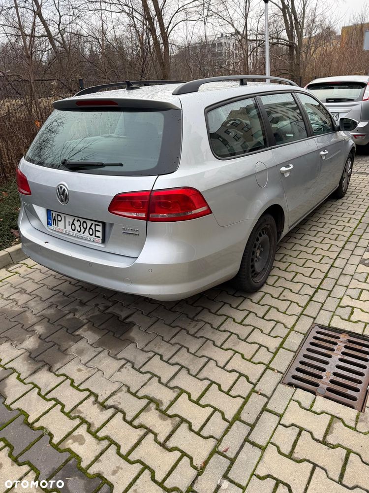 Volkswagen Passat 2.0 TDI Comfortline DSG - 5