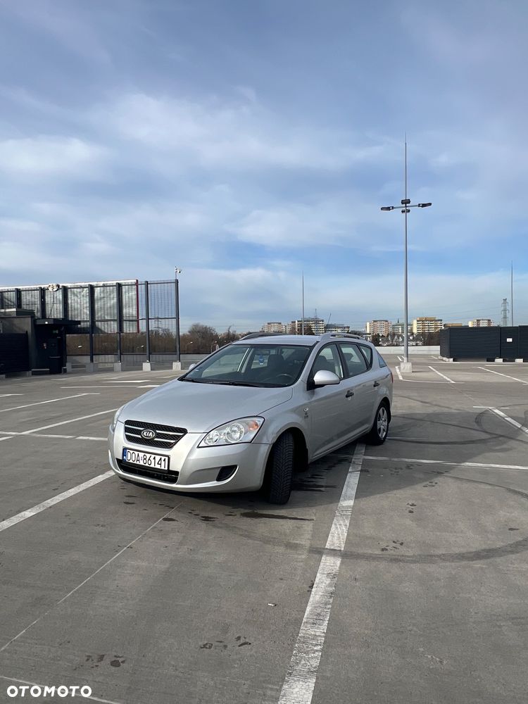 Kia Ceed 1.6 Comfort - 2