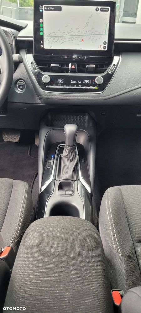 Toyota Corolla 1.8 Hybrid Comfort - 17