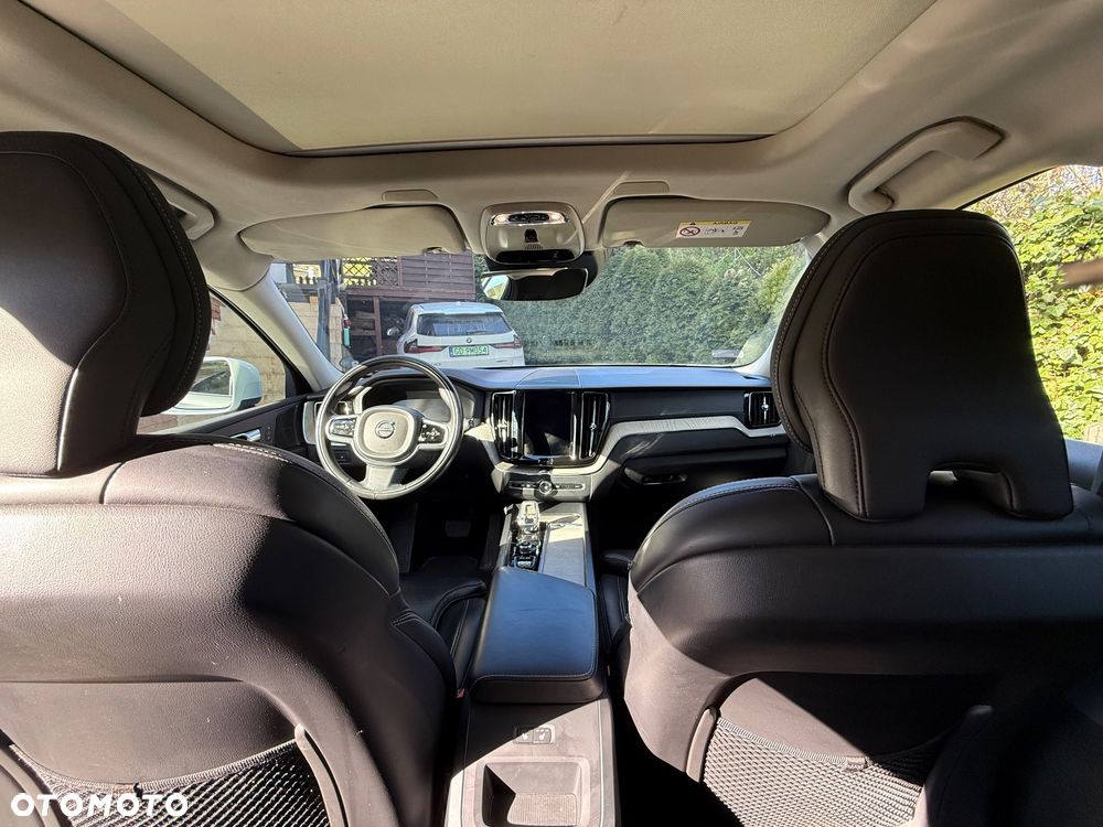 Volvo XC 60 T8 Plug-In Hybrid AWD Inscription - 14