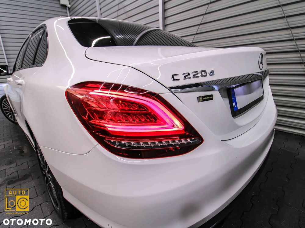 Mercedes-Benz Klasa C 220 d 4Matic 9G-TRONIC Avantgarde - 38