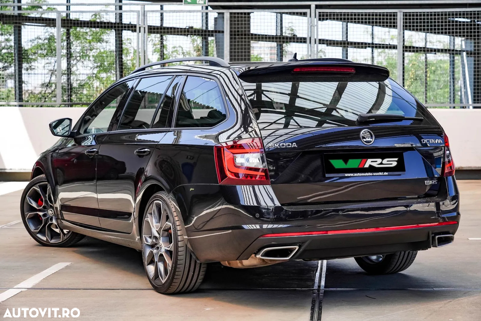 Skoda Octavia 2.0 TDI DSG RS - 5