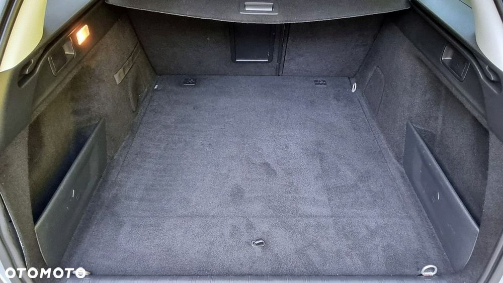 Peugeot 308 - 16
