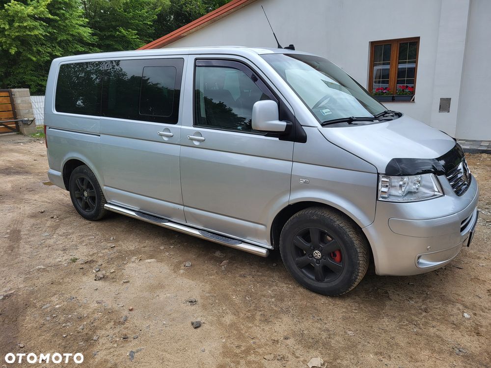 Volkswagen Multivan - 5