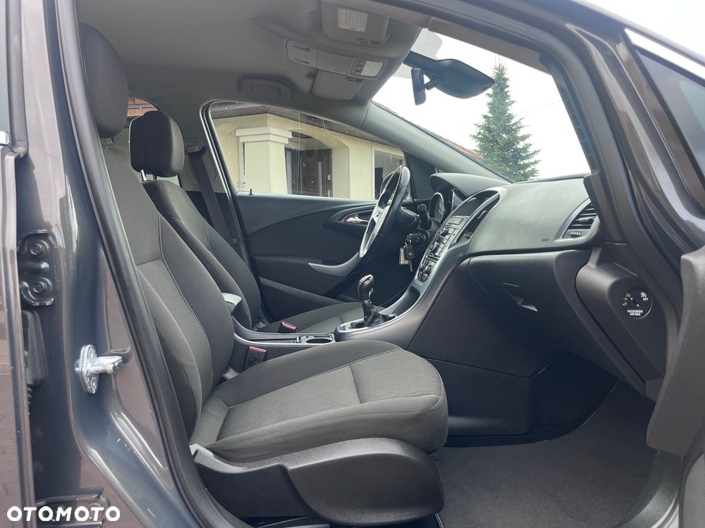 Opel Astra 1.4 T Cosmo - 16