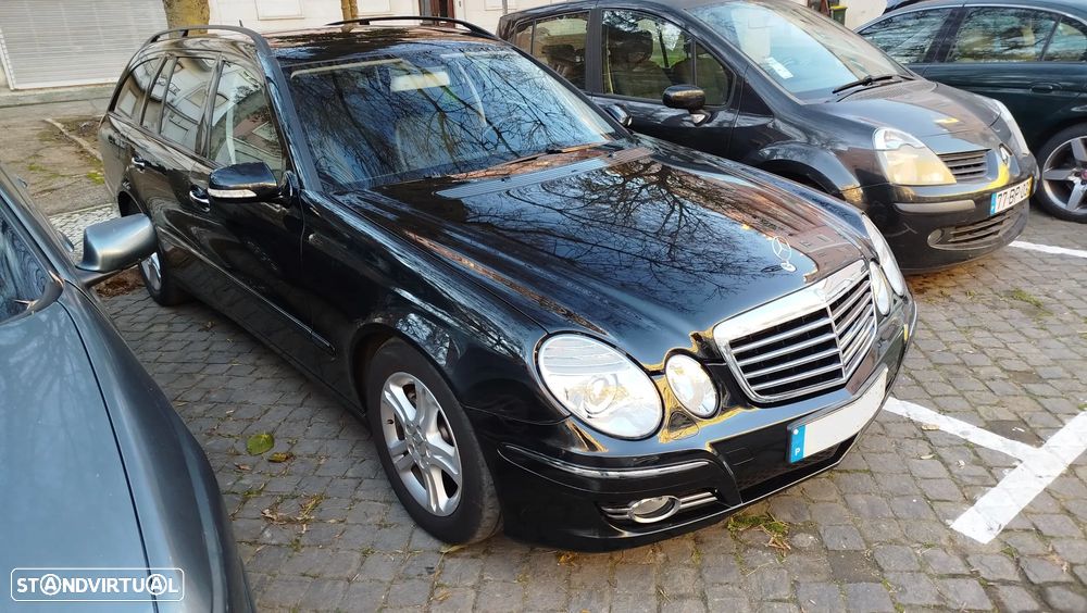 Mercedes-Benz E 220 CDi Avantgarde BE Auto. - 3