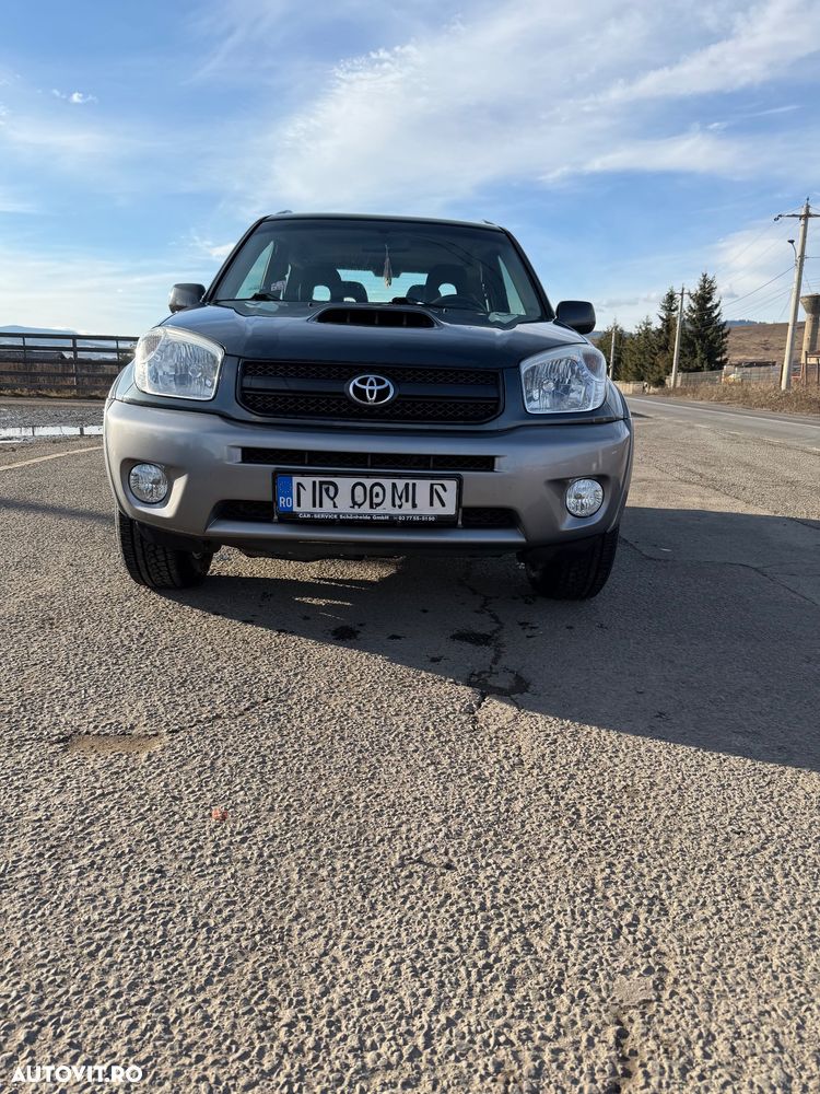 Toyota RAV4 D-4D 4x4 - 7