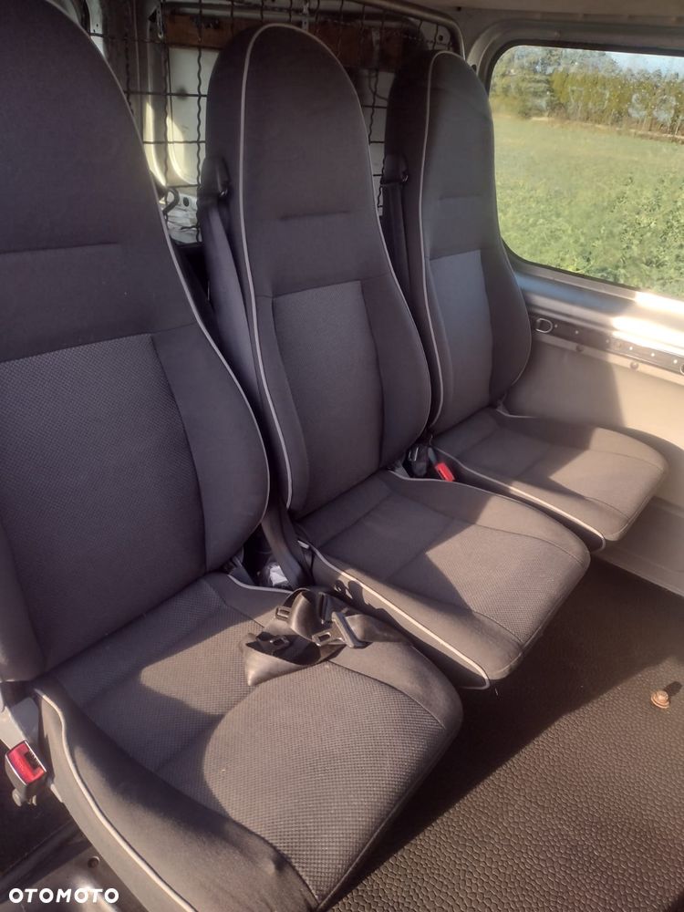 Opel Vivaro L2H1 2.9t - 8