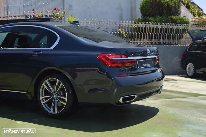 BMW 730 d Pack M - 14