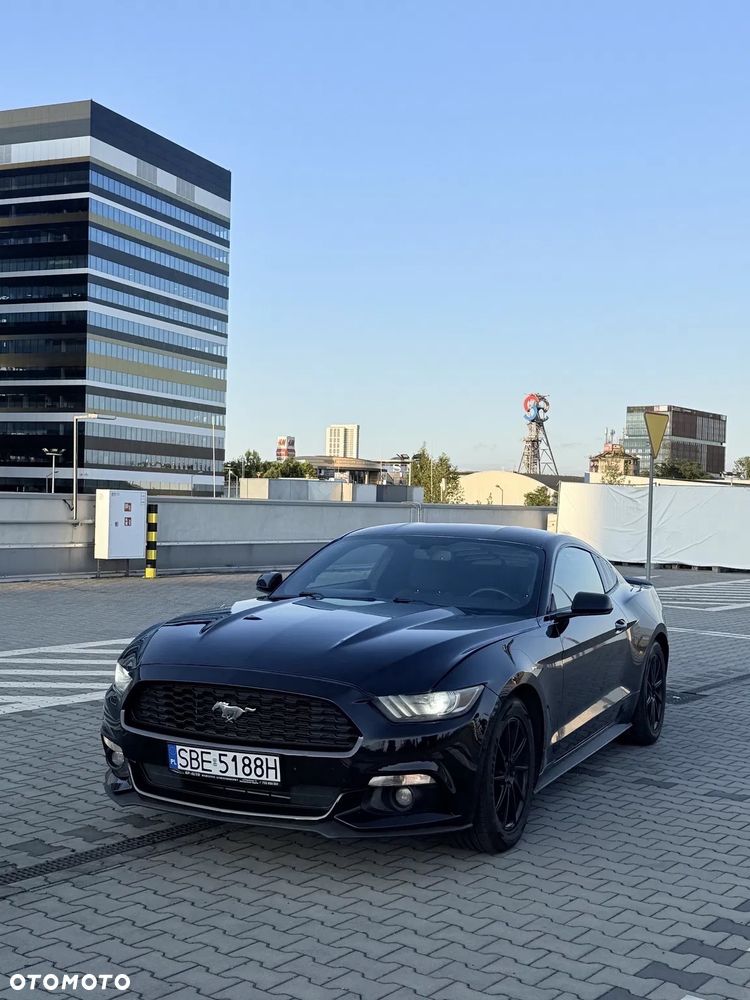 Ford Mustang 3.7 V6 - 1