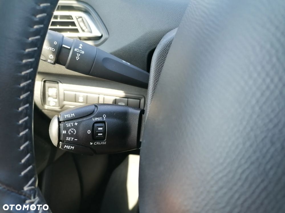 Peugeot 308 1.5 BlueHDi Active S&S - 11