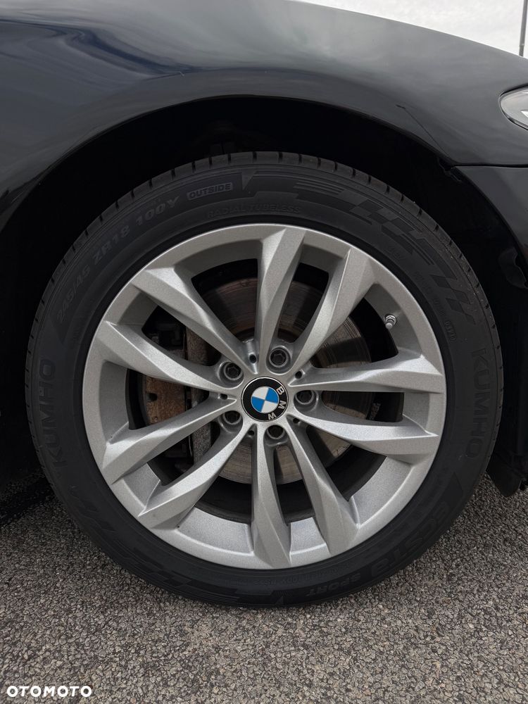 BMW Seria 5 530d xDrive Luxury Line - 26