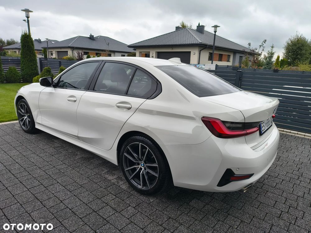 BMW Seria 3 318i Advantage sport - 8