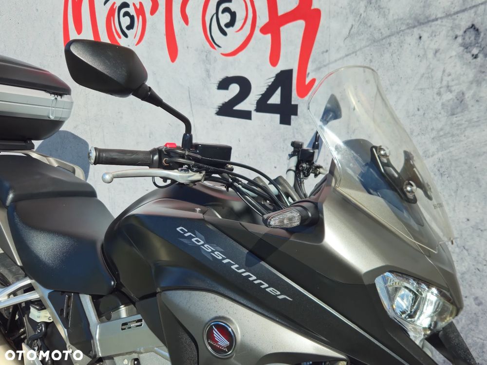 Honda VFR - 22