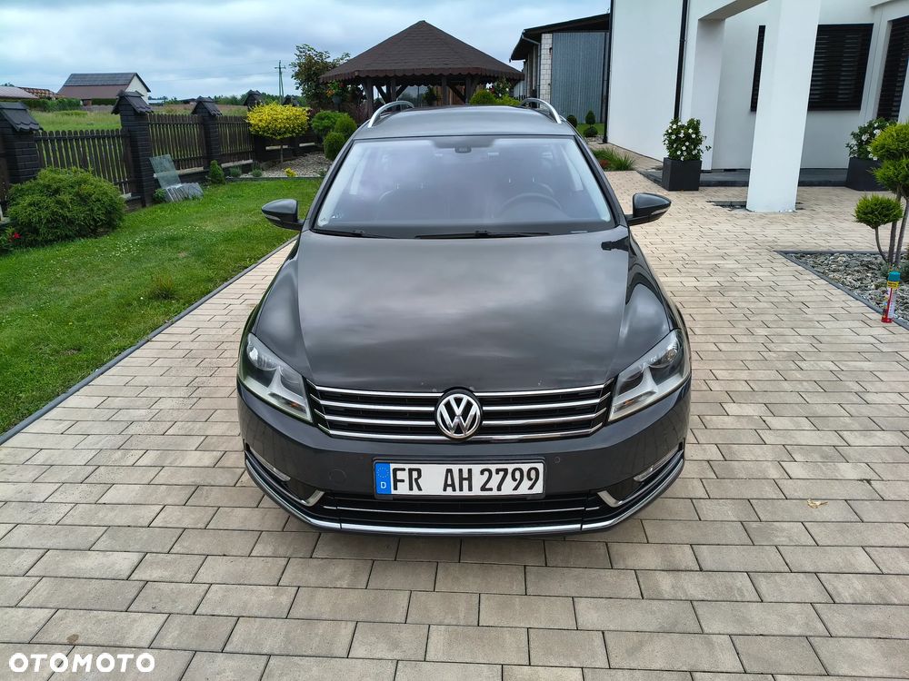 Volkswagen Passat 2.0 TDI DPF Sportline DSG - 2