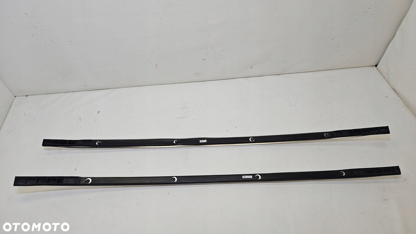 RELING RELINGI DACHOWE ASTON MARTIN DBX MY83 - 6