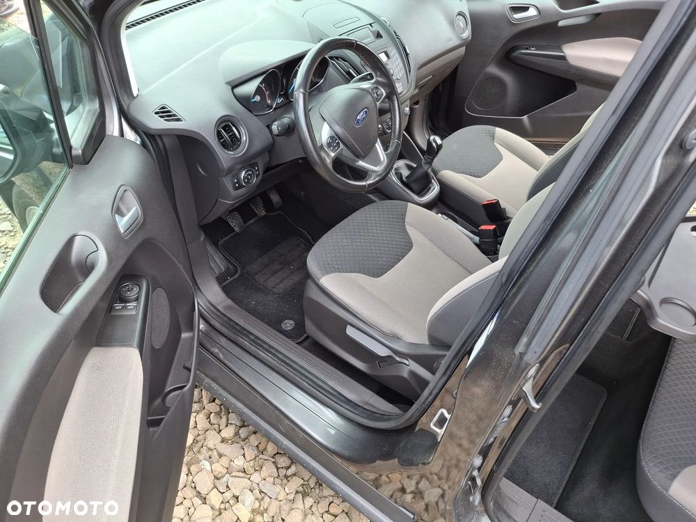 Ford Tourneo Courier 1.0 EcoBoost S&S Titanium - 13