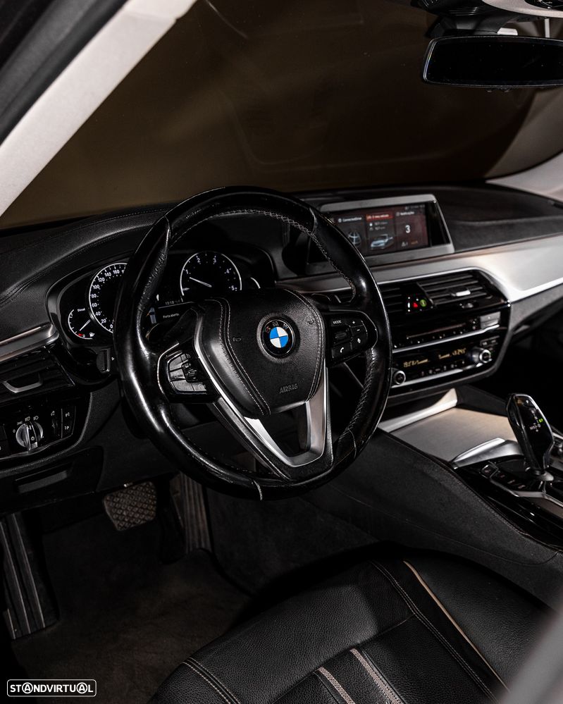 BMW 525 d Line Luxury Auto - 9