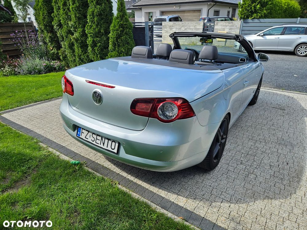 Volkswagen Eos 2.0 FSI Individual Chrom - 17