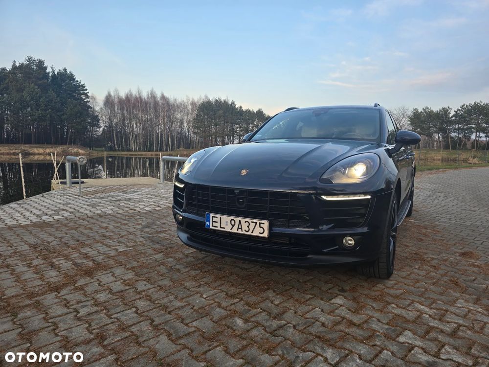 Porsche Macan - 2