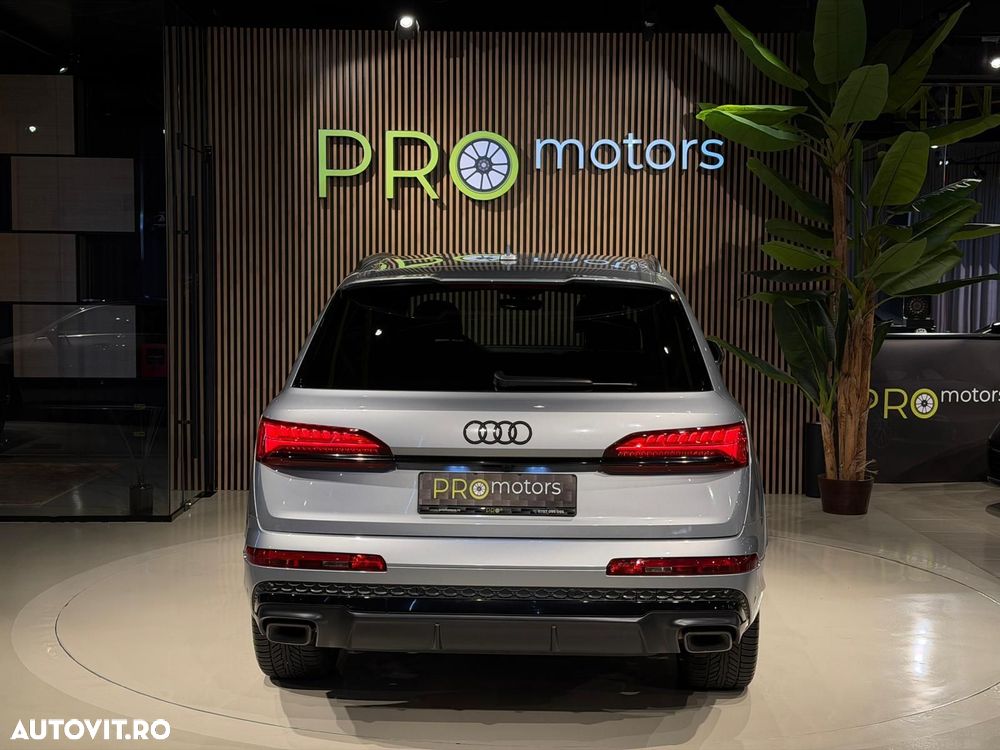 Audi Q7 - 8