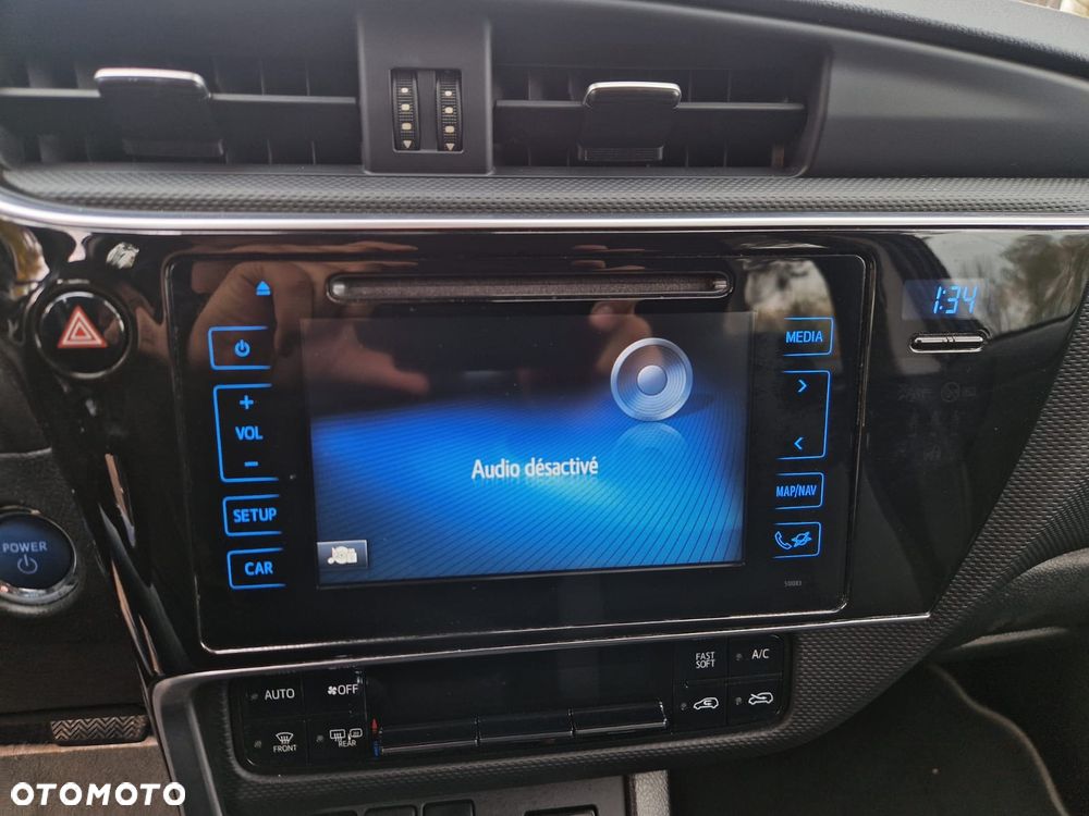 Toyota Auris - 17