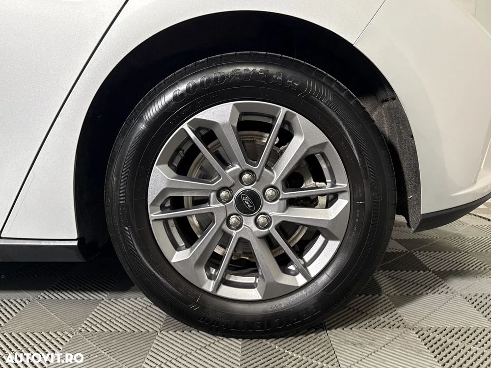 Ford Focus - 14
