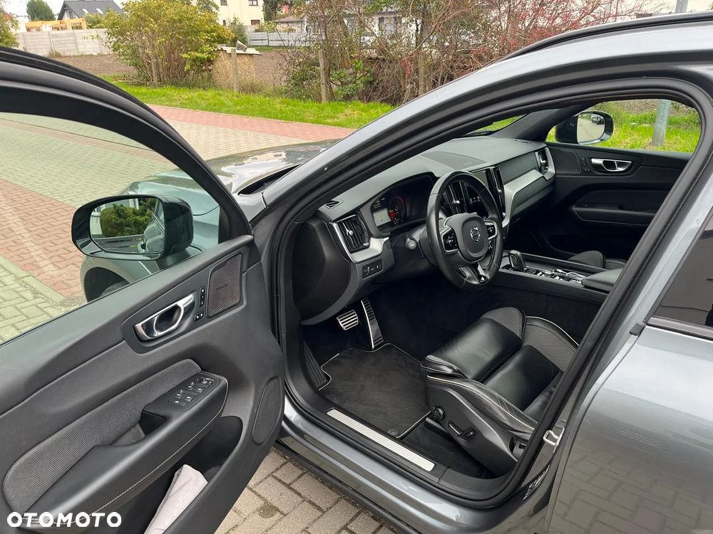 Volvo XC 60 T8 AWD Plug-In Hybrid Polestar Engineered - 21