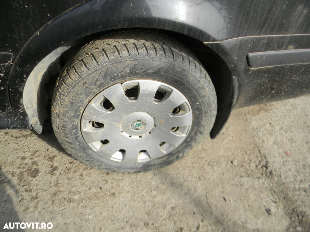 Dezmembrari  Skoda OCTAVIA 1 (1U)  1996  > 2010 1.6 Benzina - 25