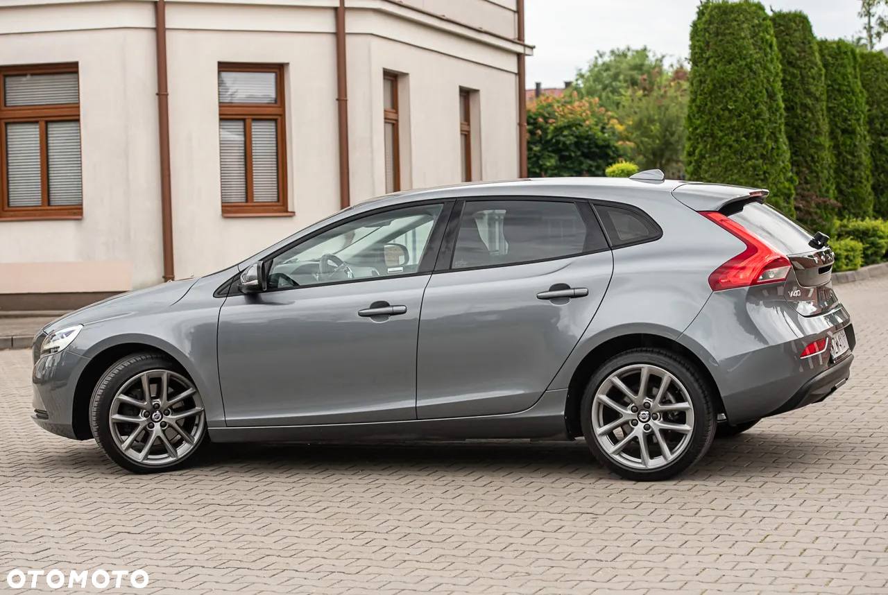 Volvo V40 D2 Drive-E SCR Momentum - 12