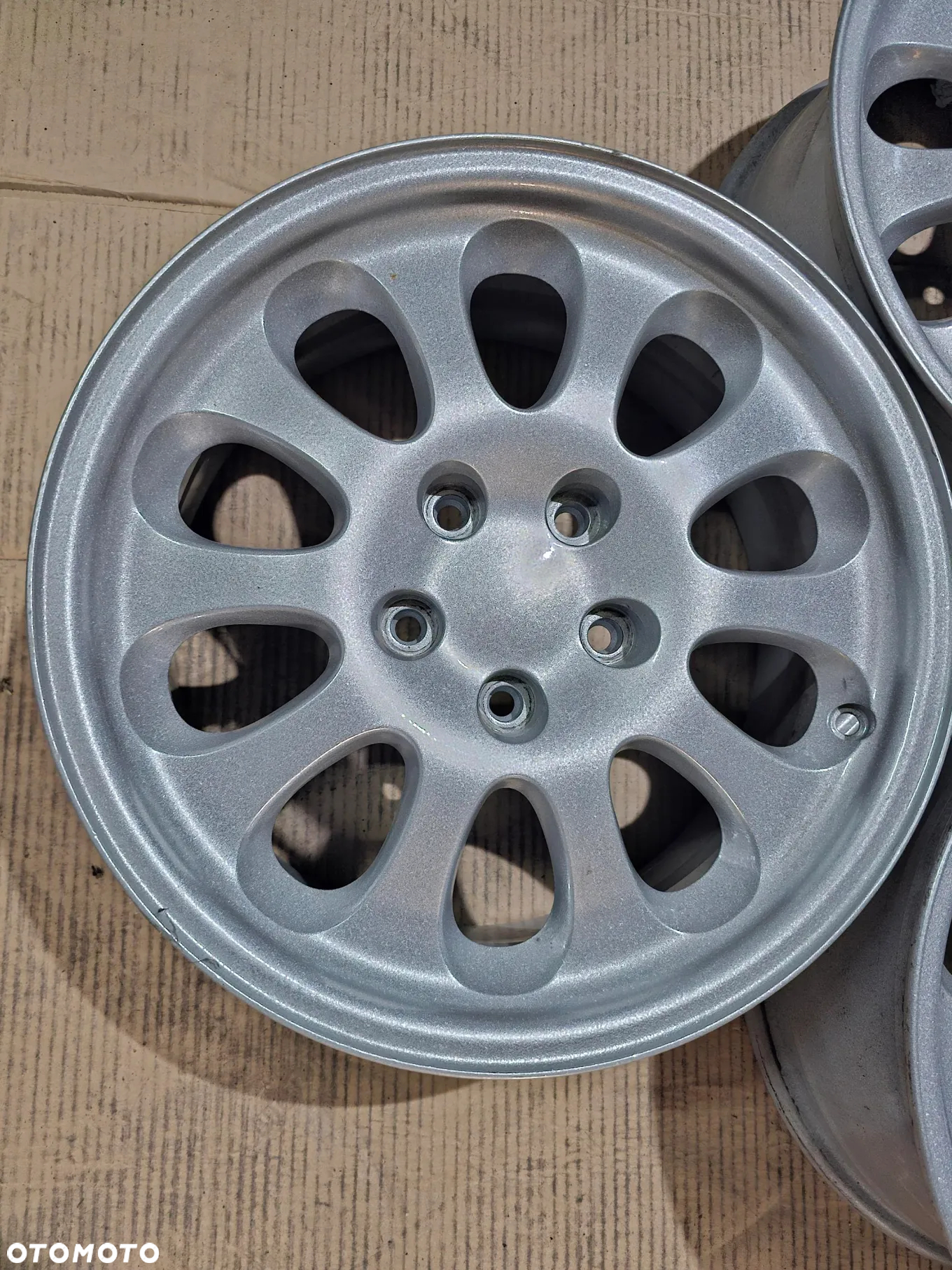 Felgi Aluminiowe 7,0-16 5x108x65 ET-39 PEUGEOT A010 - 4