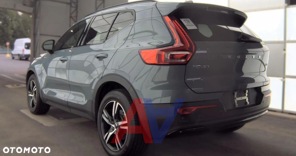 Volvo XC 40 - 5