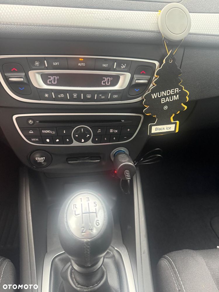 Renault Megane 1.6 Emotion - 7