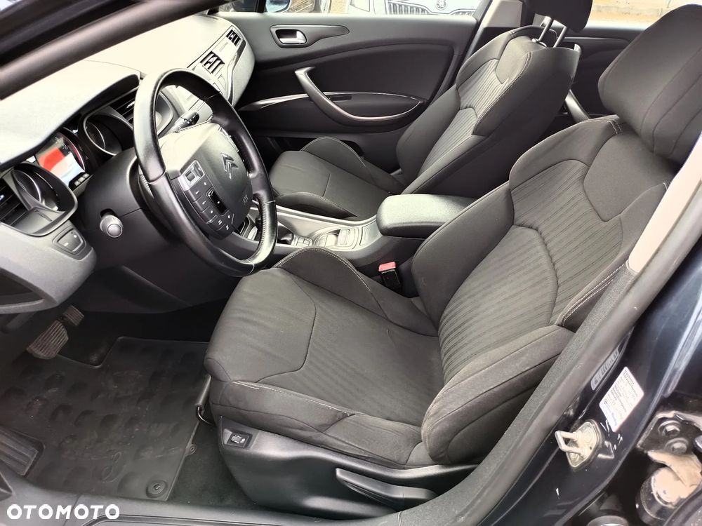 Citroën C5 Tourer 2.0 16V Confort - 12