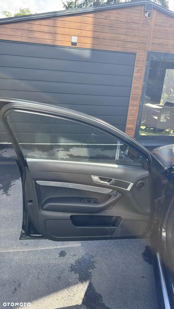 Audi A6 Avant 3.0 TDI DPF quattro tiptronic - 29