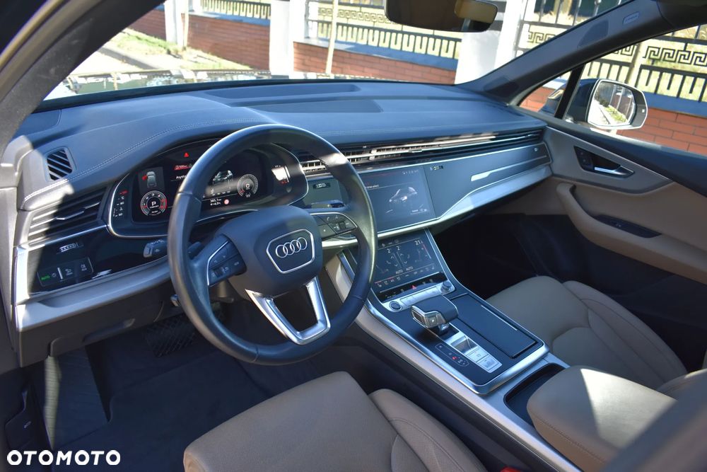 Audi Q7 - 18