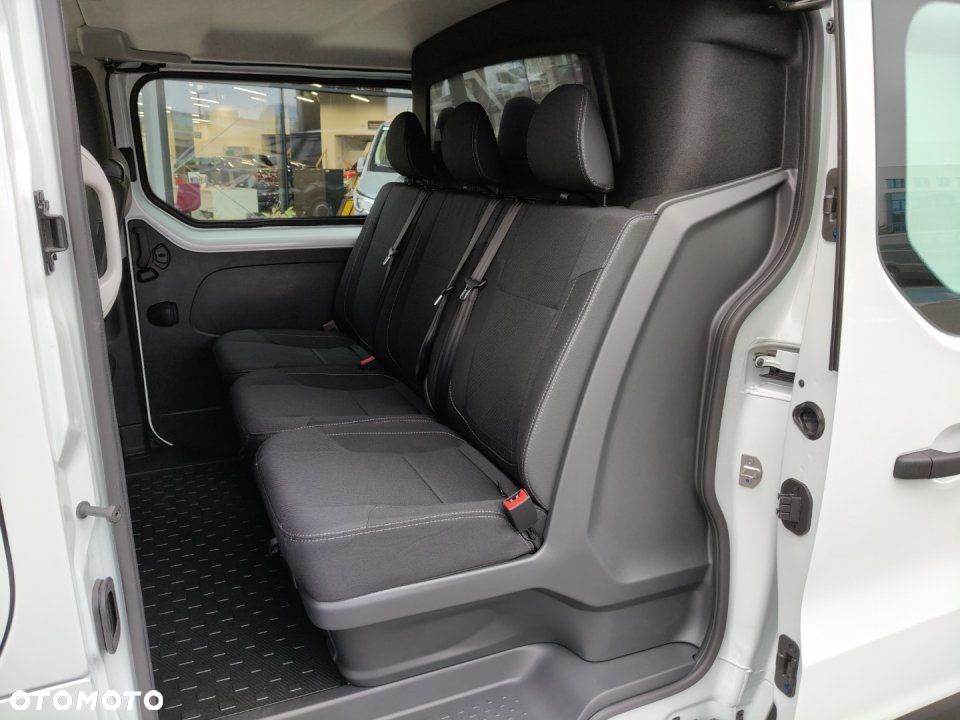 Renault Trafic - 10