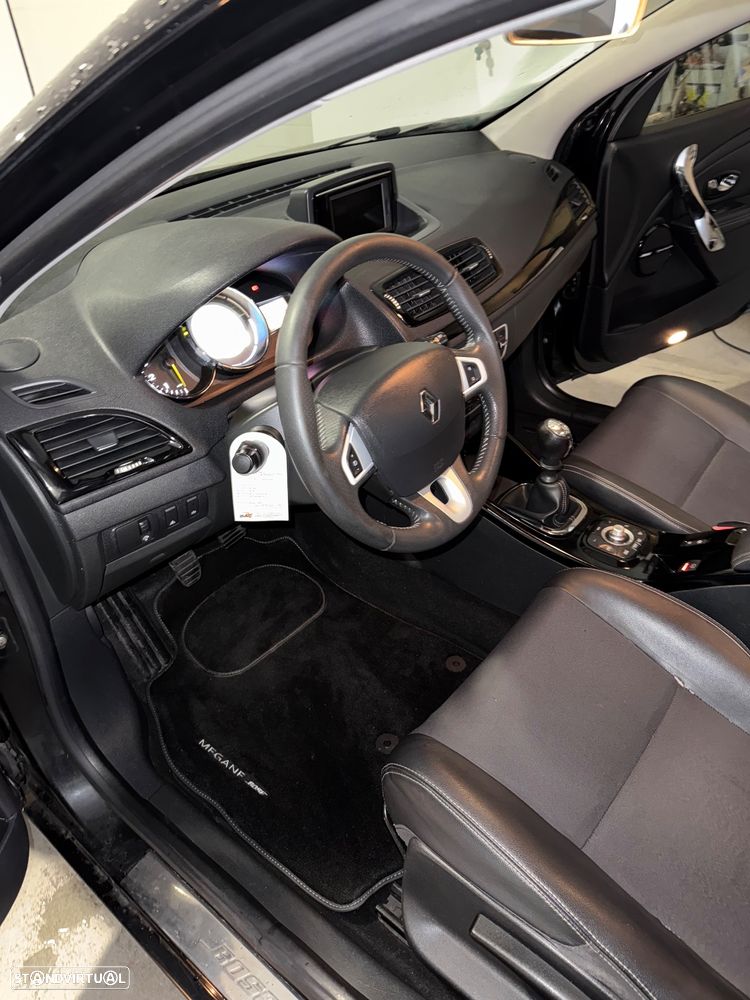 Renault Mégane Sport Tourer dCi 110 FAP Paris - 9