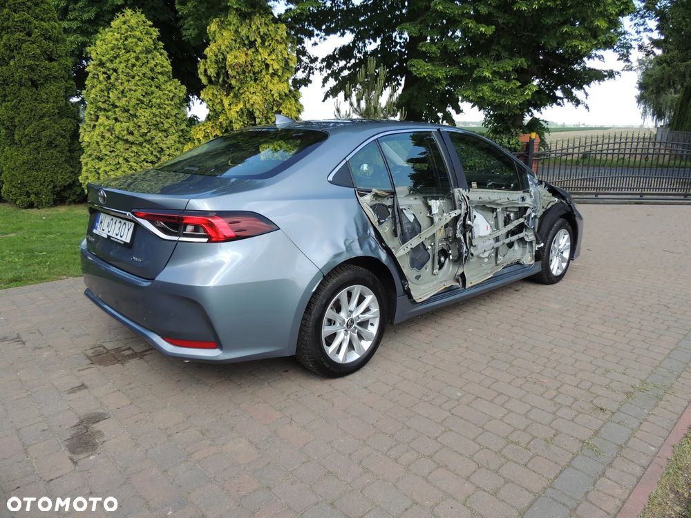 Toyota Corolla 1.8 Hybrid Comfort - 8