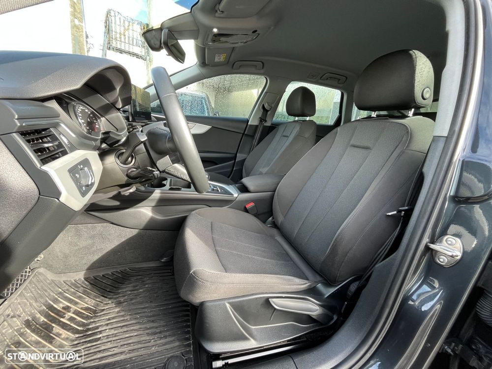 Audi A4 Avant 30 TDI S line S tronic - 14