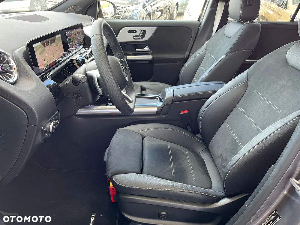 Mercedes-Benz GLA 220 mHEV 4-Matic AMG Line 8G-DCT - 11