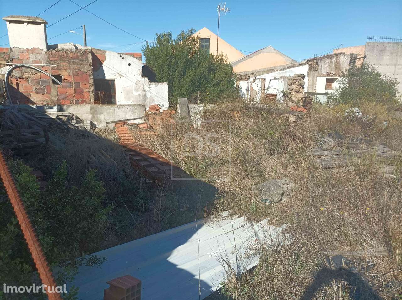 Terreno Urbano com Ruína e Potencial de Construção | Matacães – Torres - Grande imagem: 5/5