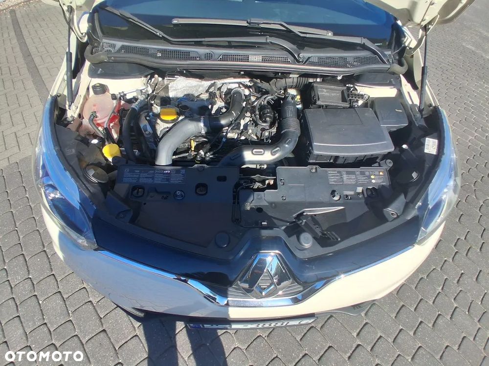 Renault Captur ENERGY TCe 120 EDC LIMITED - 21