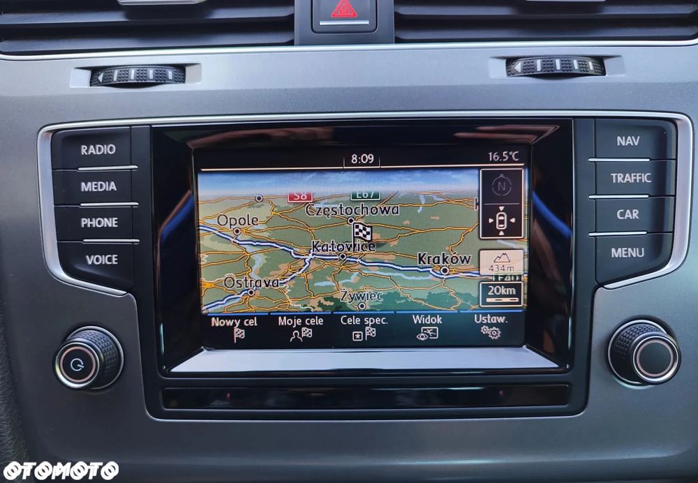 Volkswagen Golf 1.6 TDI BlueMotion Technology Lounge - 22