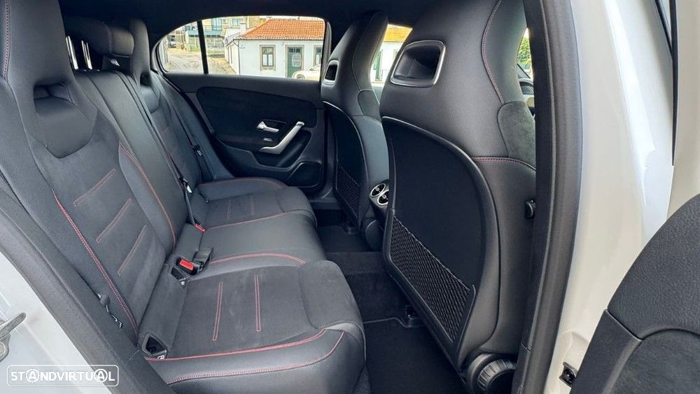 Mercedes-Benz A 250 - 21
