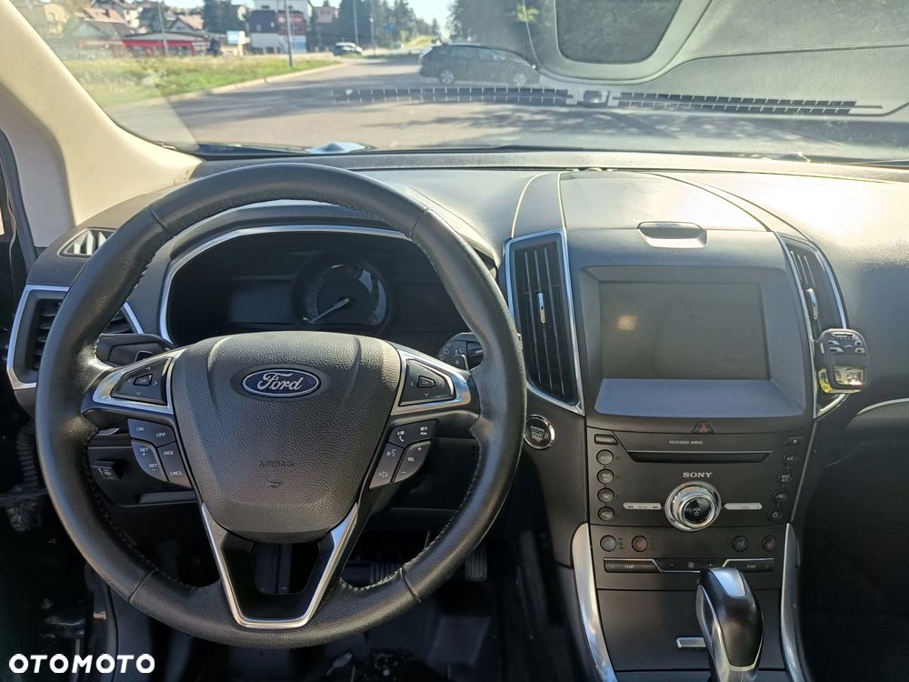 Ford Edge - 12
